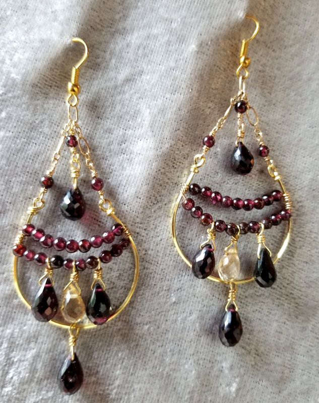 Patty King, artist, jewelry, earrings, hand beaded, ethnic designs, gem stones, DoonArt Tour, Bonny Doon, California